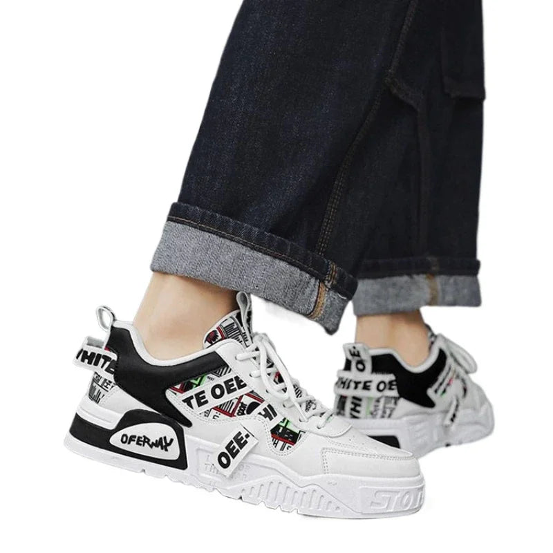 Tênis de couro da moda casual, novos sapatos masculinos para skate, calçados esportivos para corrida ao ar livre, caminhada, tênis, plataforma, calçados de luxo
