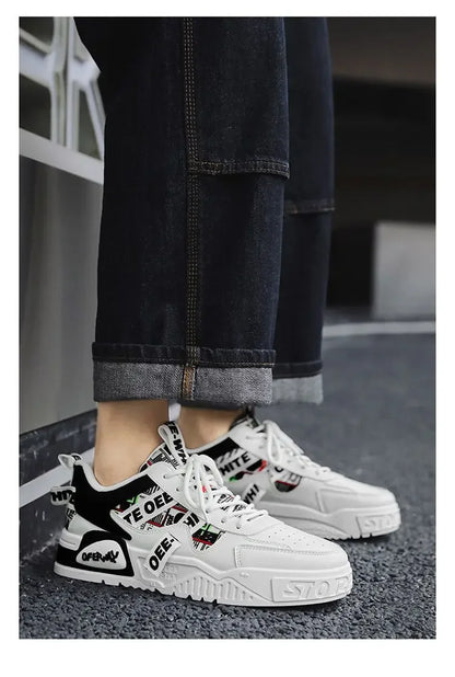 Tênis de couro da moda casual, novos sapatos masculinos para skate, calçados esportivos para corrida ao ar livre, caminhada, tênis, plataforma, calçados de luxo